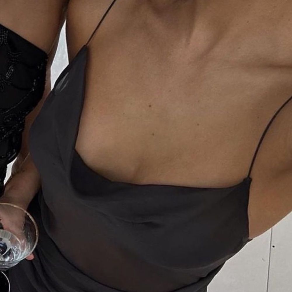 Aritzia black tank top